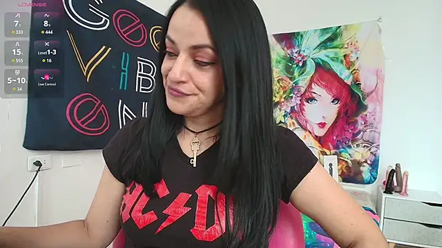 LovelyAzucena online show from March 4, 2026, 3:20 pm