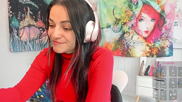 LovelyAzucena online show from March 18, 2025, 2:06 pm