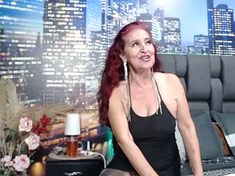 Lucy mature8 online show from December 4, 2025, 5:34 pm