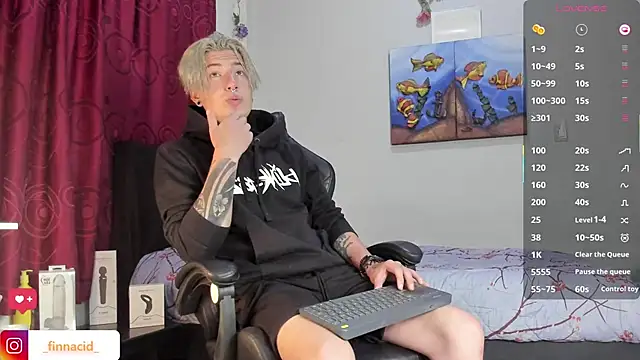 Snapshot of Green_acid01 chatting on March 4, 2025, 6:50 pm Green acid01 online show from March 4, 2025, 6:50 pm