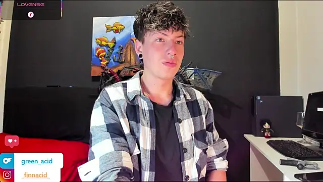 Snapshot of Green_acid01 chatting on September 13, 2025, 9:31 am Green acid01 online show from September 13, 2025, 9:31 am