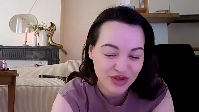 Lilie romeo online show from March 12, 2025, 2:34 pm