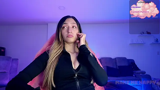 TiffanyBela online show from October 3, 2025, 11:06 pm