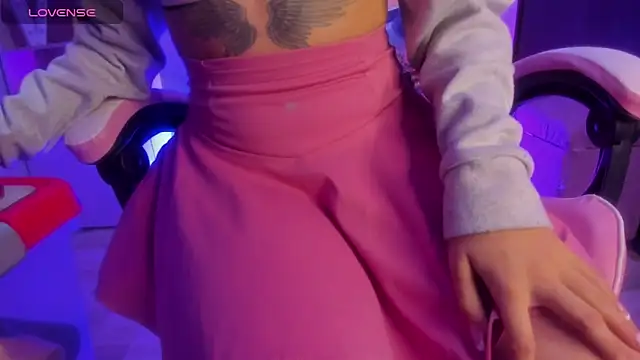 TiffanyBela online show from January 31, 2025, 1:22 am