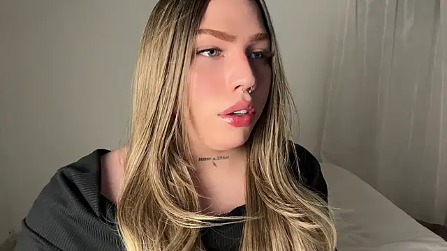 IsabellaFigueredo   online show from March 1, 2026, 12:10 am