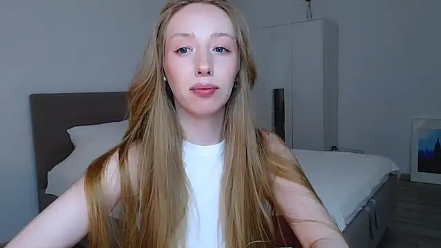 Snapshot of Luna_insniity chatting on February 26, 2025, 6:59 pm Luna insniity online show from February 26, 2025, 6:59 pm