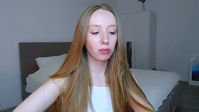 Snapshot of Luna_insniity chatting on March 2, 2025, 10:45 pm Luna insniity online show from March 2, 2025, 10:45 pm