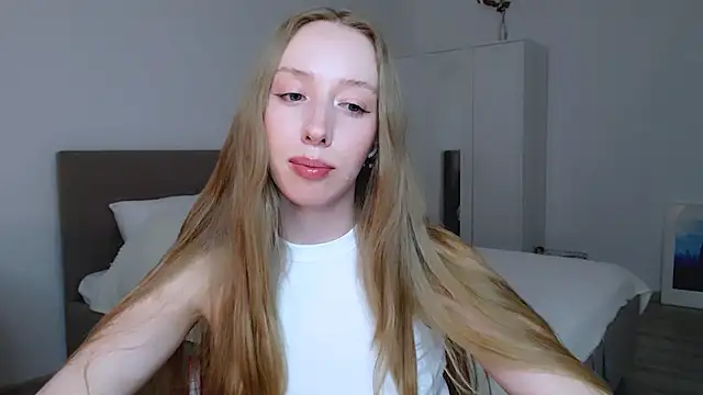 Snapshot of Luna_insniity chatting on March 5, 2025, 11:16 pm Luna insniity online show from March 5, 2025, 11:16 pm