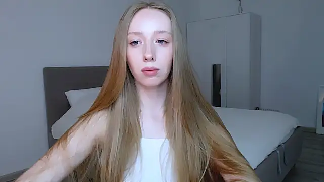 Snapshot of Luna_insniity chatting on March 15, 2025, 7:27 pm Luna insniity online show from March 15, 2025, 7:27 pm