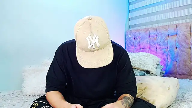  justinmoon2 online show from July 12, 2026, 3:51 am