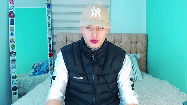  justinmoon2 online show from December 4, 2025, 8:19 pm