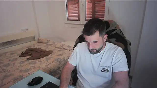 alex877x online show from April 26, 2026, 12:24 pm