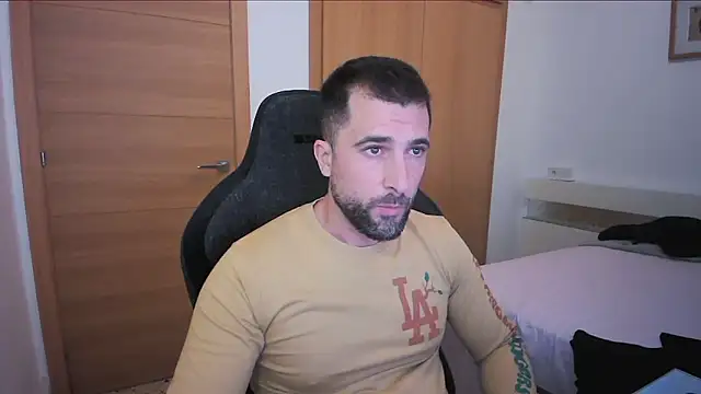 alex877x online show from November 2, 2025, 3:17 pm