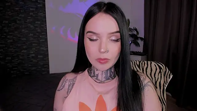 Snapshot of ATOMIC-KETCHUP chatting on September 12, 2025, 1:55 pm ATOMIC-KETCHUP online show from September 12, 2025, 1:55 pm