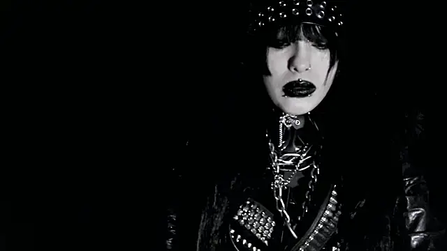 XXIOUX online show from August 2, 2026, 8:50 pm
