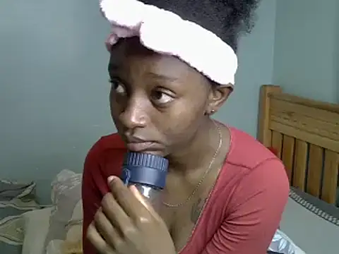 Enkarxx online show from March 21, 2025, 1:56 pm