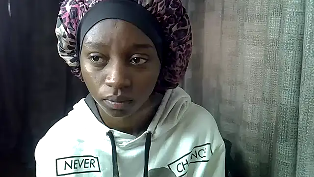 Enkarxx online show from October 2, 2025, 12:19 pm