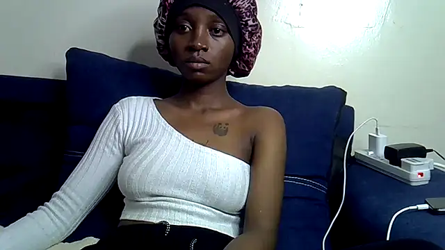 Enkarxx online show from April 16, 2026, 9:39 pm