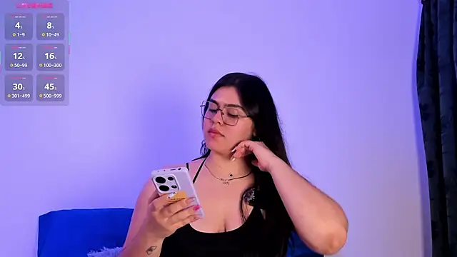 Snapshot of veronica185 chatting on May 2, 2026, 3:01 am veronica185 online show from May 2, 2026, 3:01 am