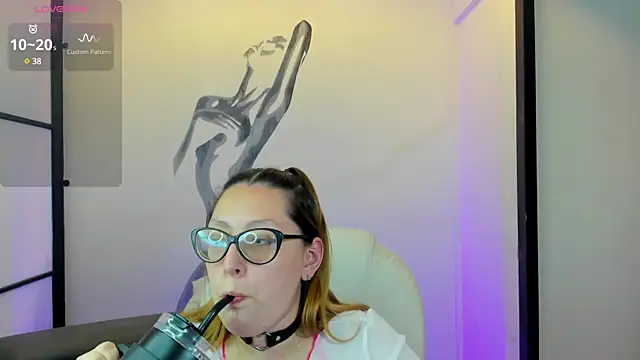 NiickyJones online show from March 21, 2025, 1:34 am