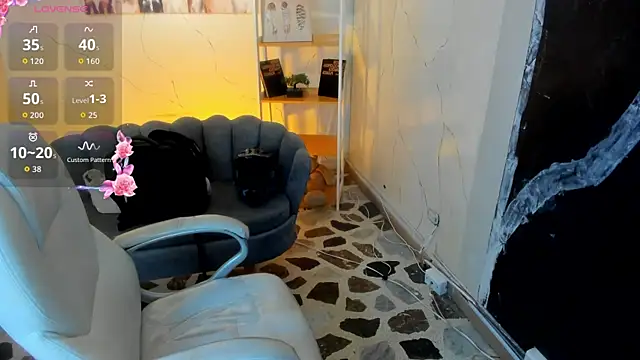 NiickyJones online show from September 30, 2025, 8:26 pm