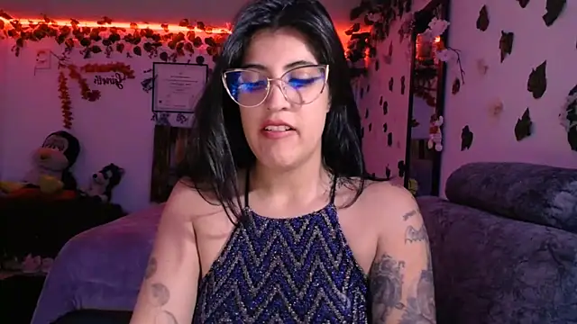 azahar  ziiz online show from January 16, 2025, 5:00 am