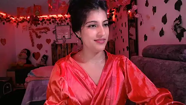 azahar  ziiz online show from February 14, 2025, 7:33 pm