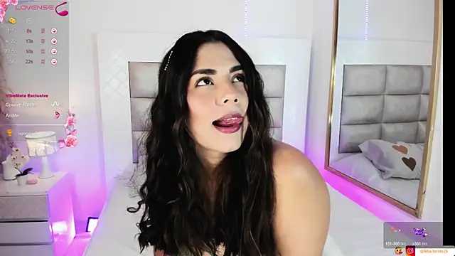 Goddess mia2 online show from April 20, 2026, 3:31 am