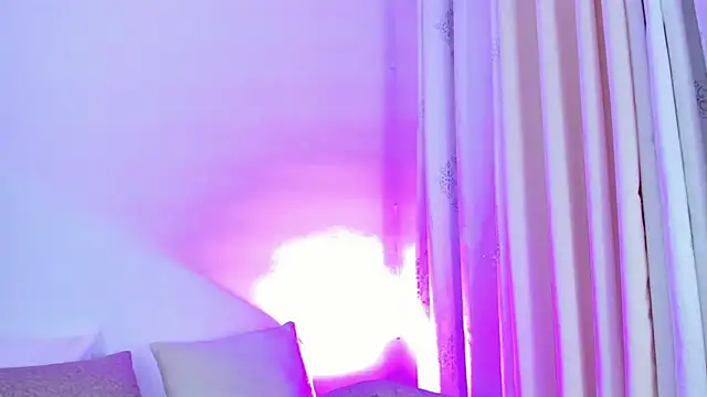 Abby  colins online show from December 6, 2024, 11:08 pm