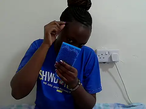 lizbela1 online show from October 13, 2025, 10:06 am