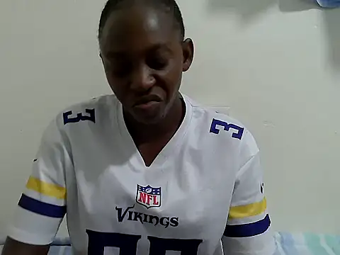 lizbela1 online show from January 18, 2026, 4:43 pm