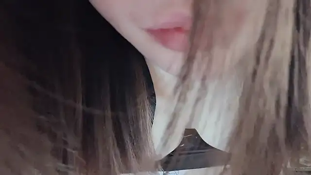 lvy-w online show from March 2, 2025, 2:04 pm