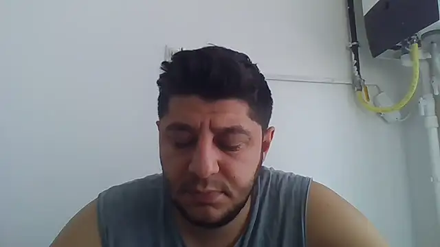 erkekkkadam online show from February 9, 2025, 8:10 am