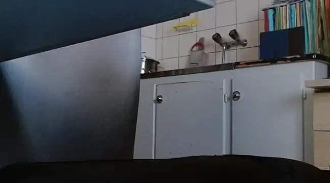 cover boy online show from February 26, 2025, 3:43 pm