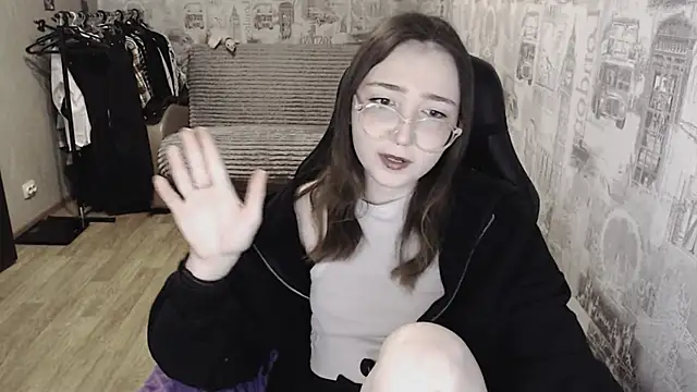 AmeliaKamishiro online show from February 10, 2025, 2:37 pm