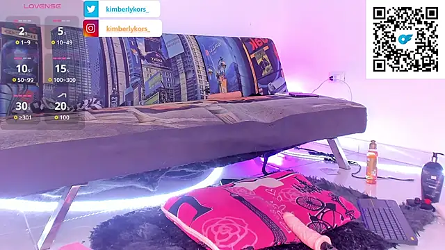 Snapshot of Kimberlykors chatting on September 13, 2025, 10:48 am Kimberlykors online show from September 13, 2025, 10:48 am