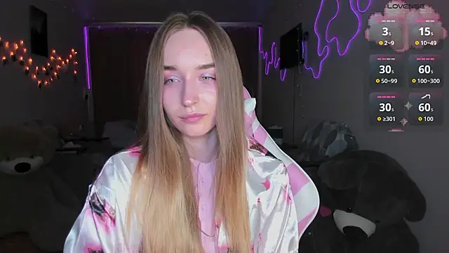 MoonDust online show from March 22, 2026, 3:13 pm