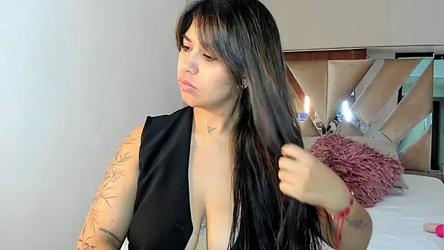 sharlott18 online show from December 20, 2024, 11:21 am