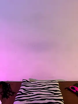 Felicia smok3 online show from November 1, 2025, 2:51 am