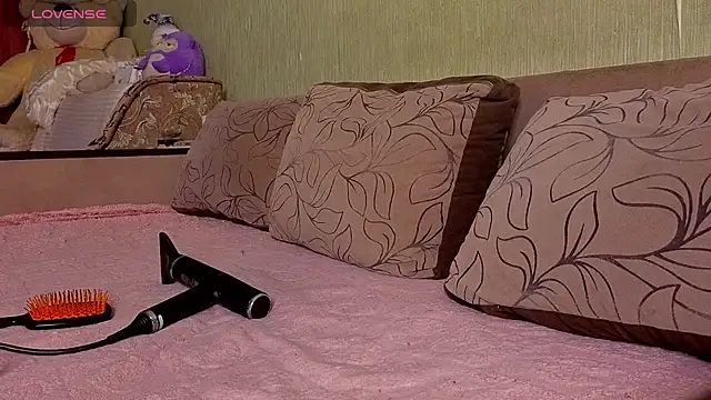 Miss Flexi fit online show from November 18, 2025, 2:42 pm