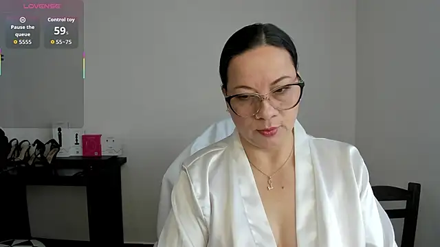 Snapshot of Sex-Psychology chatting on January 18, 2026, 6:44 pm Sex-Psychology online show from January 18, 2026, 6:44 pm