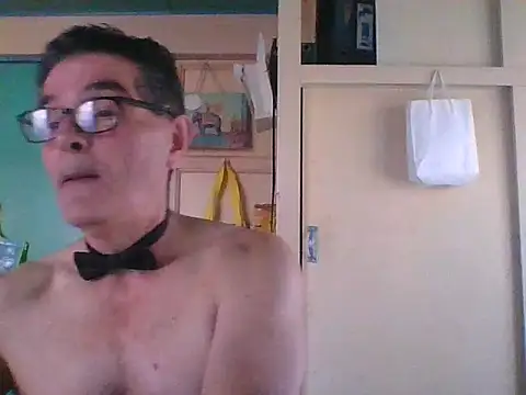 kavir-sebastien online show from September 23, 2025, 2:13 pm