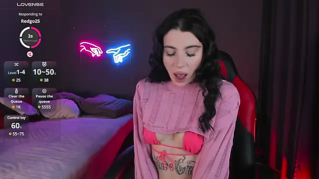 Ashley-Urban online show from February 26, 2025, 5:10 pm