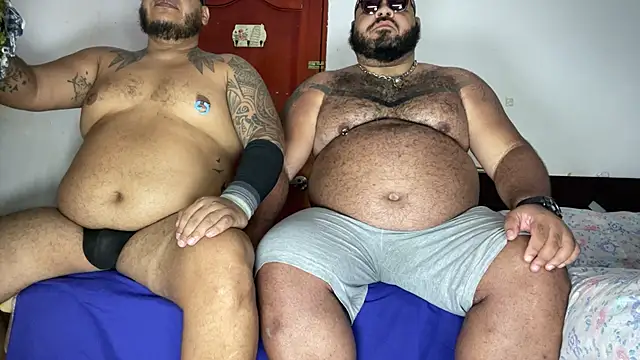 Latino bigcock online show from April 9, 2026, 11:33 pm