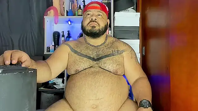 Latino bigcock online show from March 14, 2025, 6:18 pm