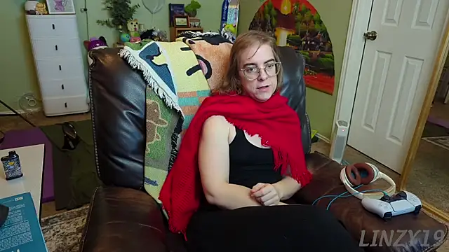 Linzy 19 online show from March 5, 2025, 11:05 pm