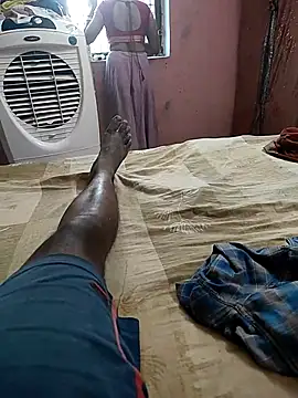 COUPLLE VILLAGE online show from October 7, 2025, 2:23 am