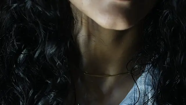 Snapshot of -AyeshaSinghania- chatting on April 25, 2026, 12:30 pm -AyeshaSinghania- online show from April 25, 2026, 12:30 pm