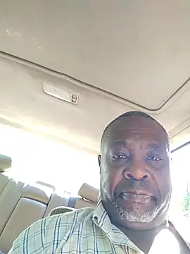 macnificent1fr online show from October 7, 2025, 7:48 pm