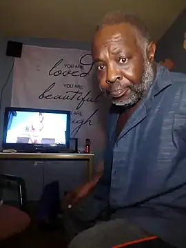 macnificent1fr online show from February 2, 2025, 3:43 am